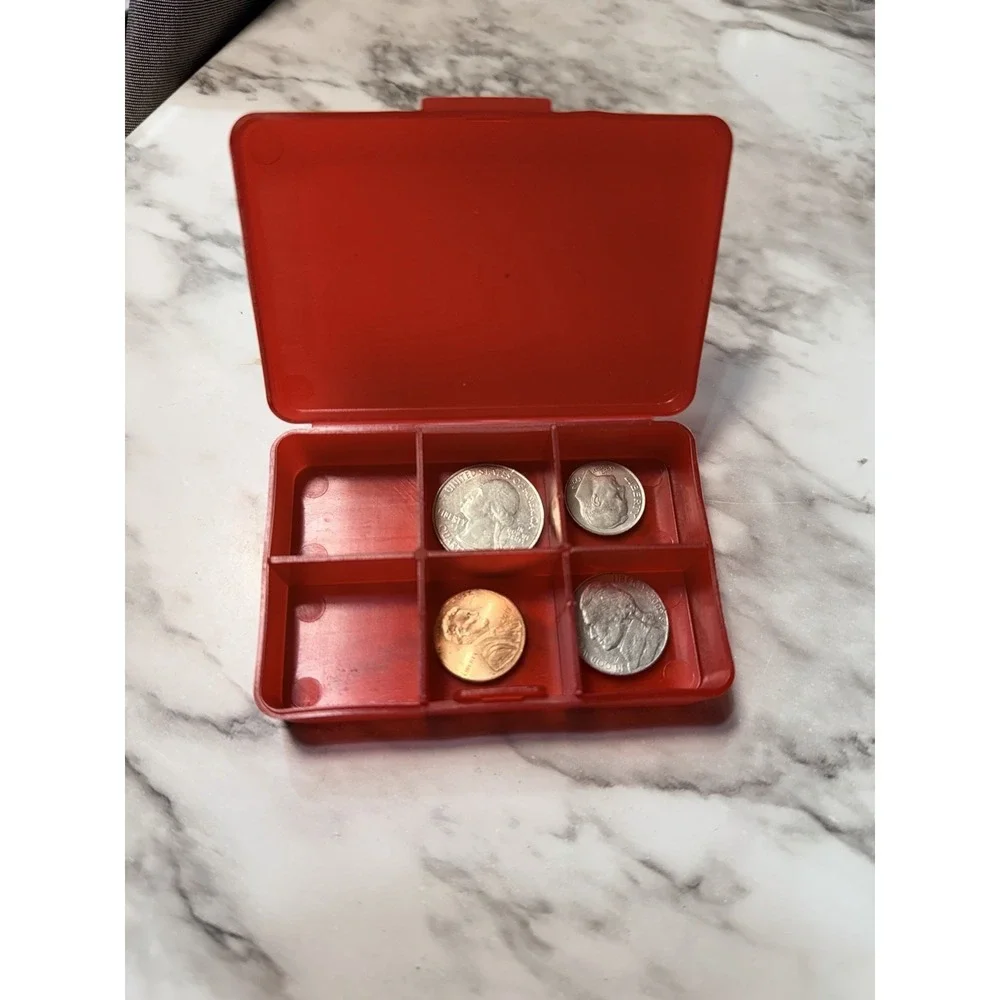 2 PILL/RING/COIN TRAVEL CONTAINERS 6 COMPARTMENTS ATTACHED DIVIDERS 3